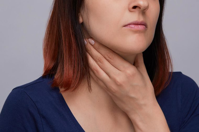 6 triệu chứng sớm của ung thư họng dễ bị bỏ qua